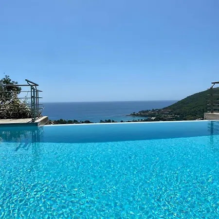 Valou En Corse Du Sud